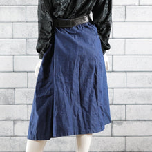 Curtsy Vintage Denim Skirt (Size 16 )
